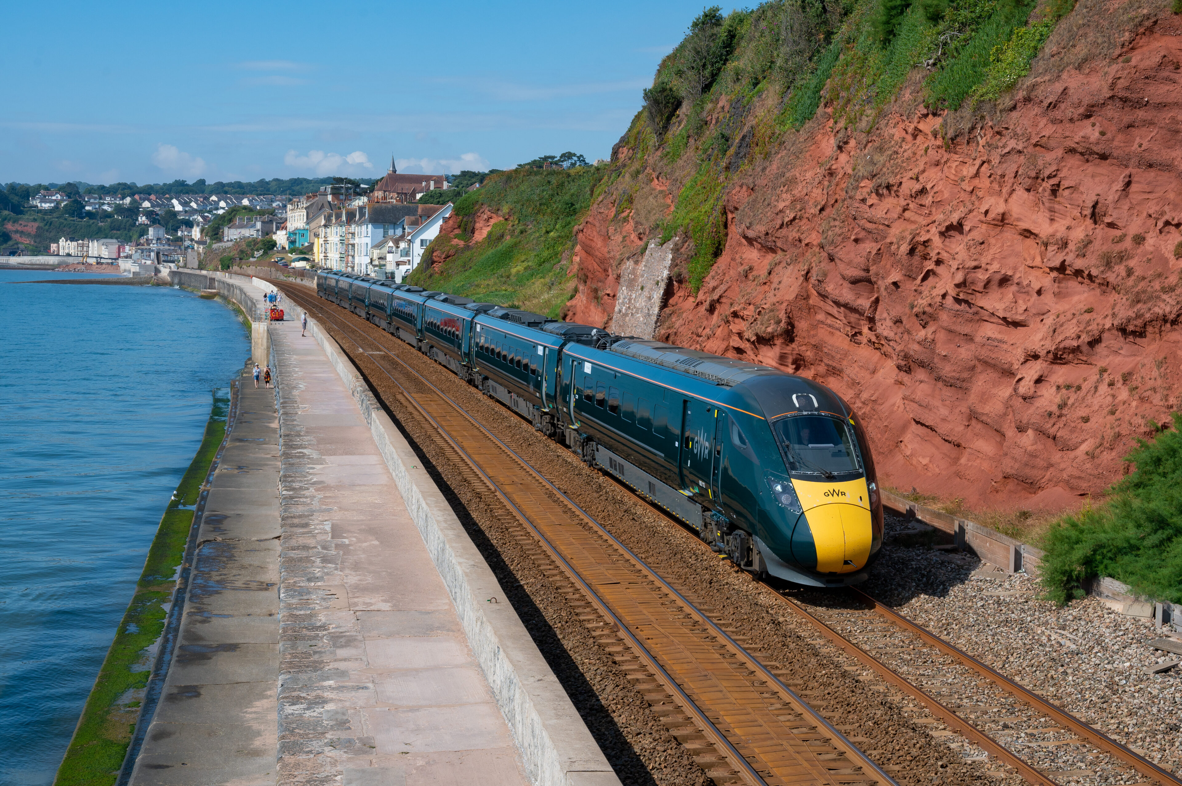 802113 Dawlish